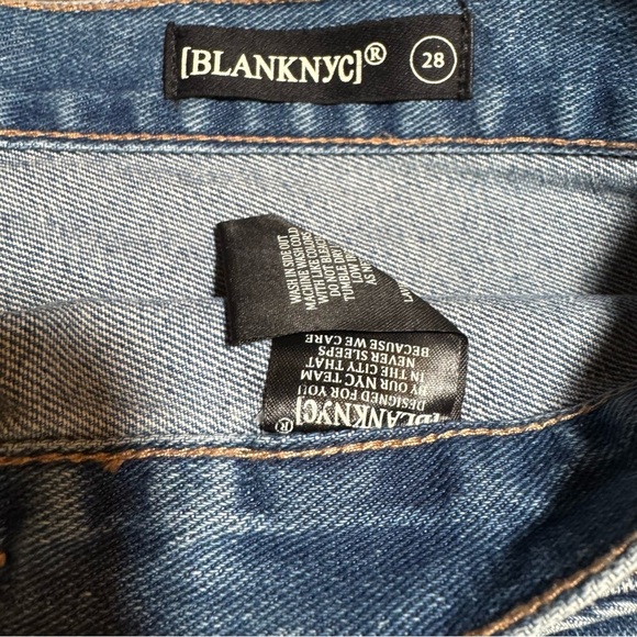 Blank NYC Womens Zip Front Blue Denim Distressed Denim Skirt Size 28 - Picture 7 of 9
